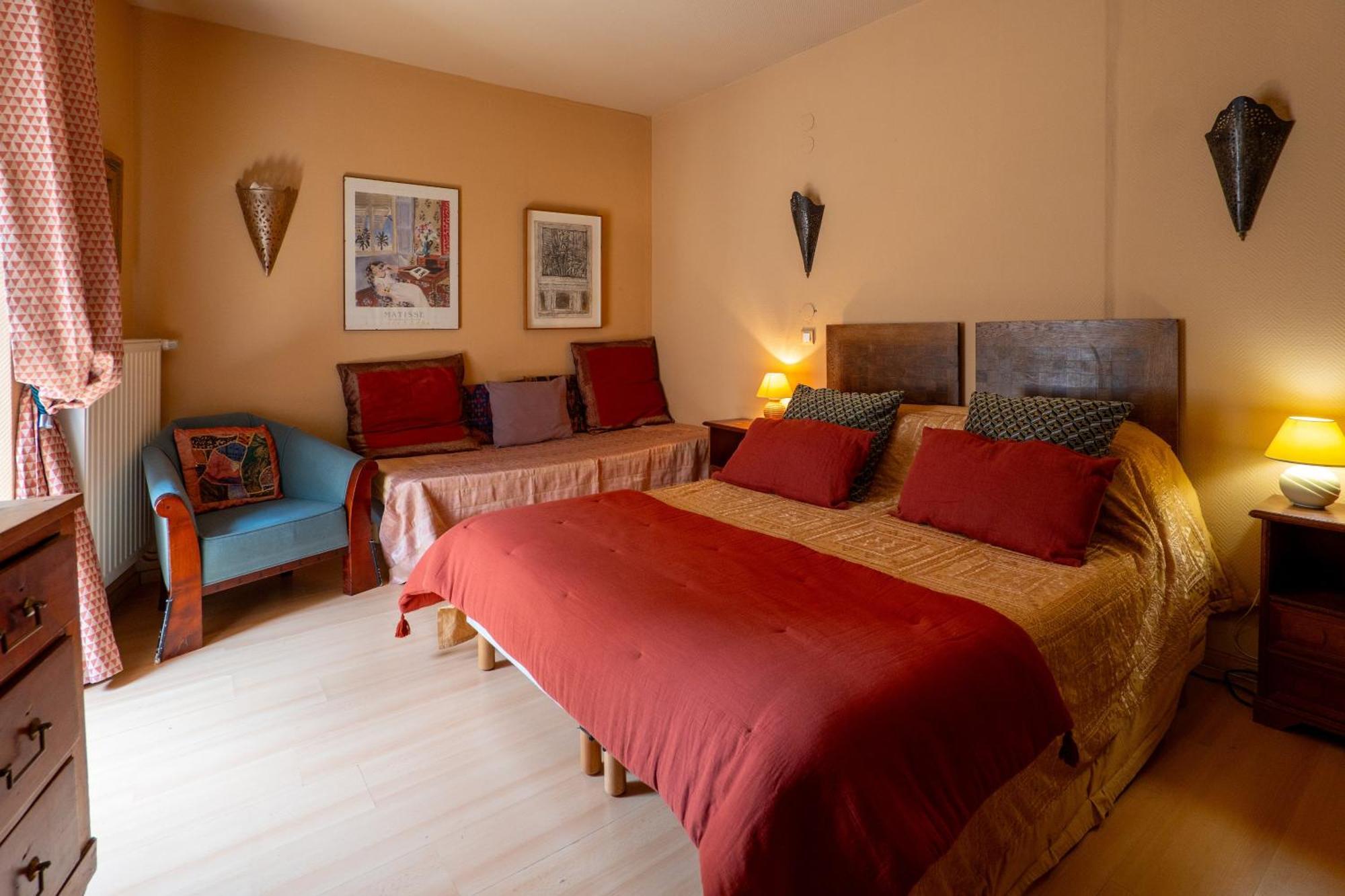 Le Rockastel Bed & Breakfast Le Caylar Exterior photo